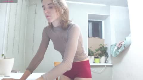 Snapshot of rosa843850 chatting on December 2, 2:09 am rosa843850 online show from December 2, 2:09 am