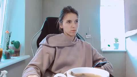 Snapshot of rosa843850 chatting on September 12, 8:47 am rosa843850 online show from September 12, 8:47 am