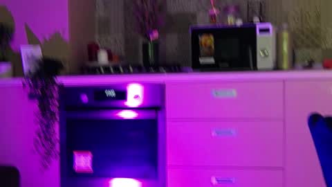 Rose online show from May 11, 3:23 am