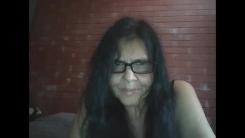 Snapshot of rosalatinas chatting on May 6, 6:57 pm rosalatinas online show from May 6, 6:57 pm