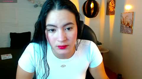 Snapshot of rosaliea chatting on June 2, 4:25 am R O S A L I A online show from June 2, 4:25 am