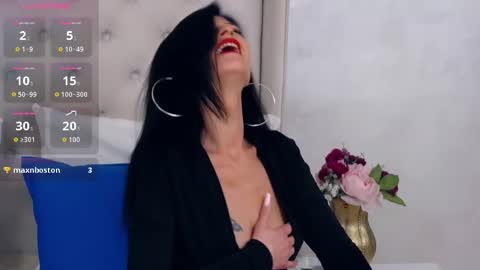 Rosalie online show from November 25, 8:42 pm