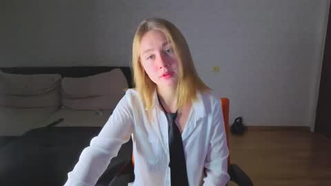 rosalina online show from January 9, 7:11 am