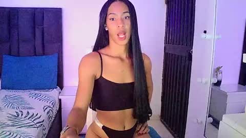 Snapshot of rosalindasexy chatting on January 8, 7:45 am Rosalinda online show from January 8, 7:45 am