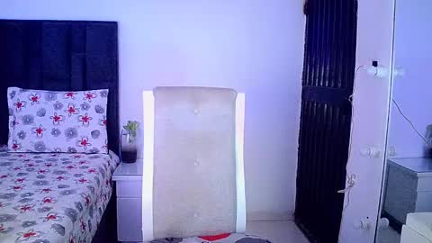 Snapshot of rosalindasexy chatting on January 20, 10:40 am Rosalinda online show from January 20, 10:40 am