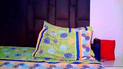 Snapshot of rosalindasexy chatting on October 17, 4:04 am Rosalinda online show from October 17, 4:04 am