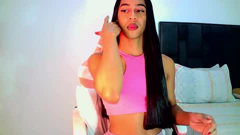 Snapshot of rosalindasexy chatting on July 29, 11:19 am Rosalinda online show from July 29, 11:19 am