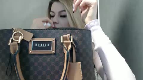 Rosalina online show from May 3, 12:22 pm