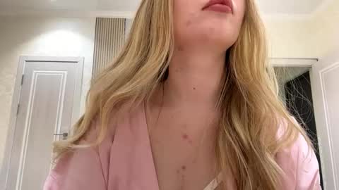 Rosa online show from March 15, 8:20 am