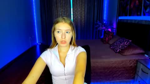 Snapshot of rosarising chatting on July 25, 9:07 am RosaRising online show from July 25, 9:07 am