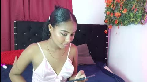 Snapshot of rosasexi_09 chatting on October 24, 3:03 am rosasexi_09 online show from October 24, 3:03 am