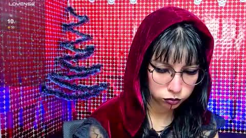 Ally online show from December 14, 7:40 pm