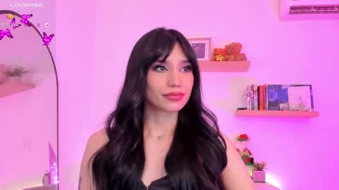 Snapshot of rose__saenz chatting on December 14, 12:44 am Rose Saenz online show from December 14, 12:44 am