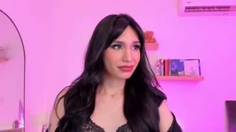 Snapshot of rose__saenz chatting on December 15, 7:21 pm Rose Saenz online show from December 15, 7:21 pm