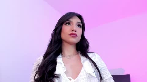 Snapshot of rose__saenz chatting on June 2, 6:54 pm Rose Saenz online show from June 2, 6:54 pm