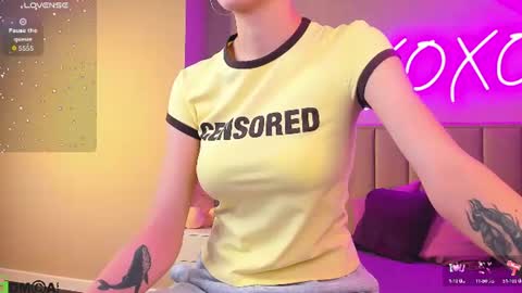 Kimberlly online show from June 14, 11:40 pm