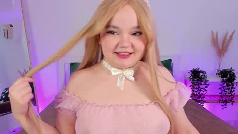 Rose LuvV follow me baby online show from February 10, 7:34 am
