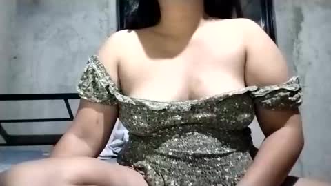 Snapshot of rose_marie2025 chatting on February 16, 5:42 pm rose_marie2025 online show from February 16, 5:42 pm