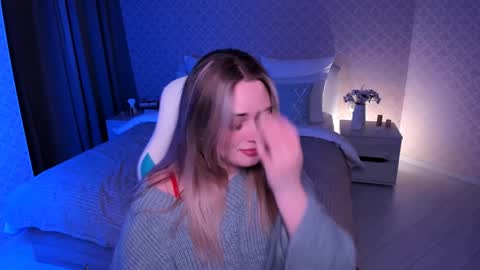 Snapshot of rose_sweetiee chatting on December 3, 1:43 pm Rose online show from December 3, 1:43 pm