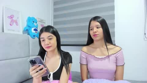 Rose y Miah online show from September 26, 5:33 am