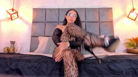 Snapshot of roseaurora chatting on May 19, 10:32 am roseaurora online show from May 19, 10:32 am
