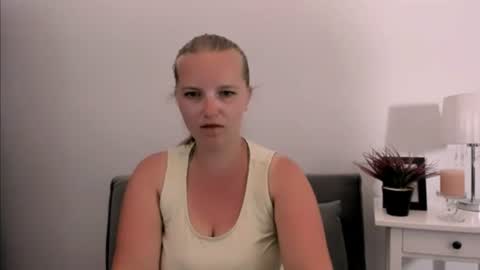 Snapshot of rosehypnotic chatting on July 14, 5:29 pm Rose online show from July 14, 5:29 pm