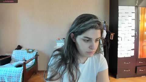 Snapshot of roselina_ chatting on May 20, 8:20 am Rose online show from May 20, 8:20 am