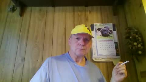 roses2u1958 online show from April 27, 3:43 pm
