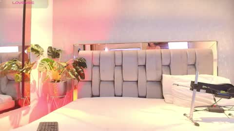 Rose online show from February 5, 5:12 am