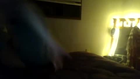 rosewillow33 online show from March 19, 6:39 am