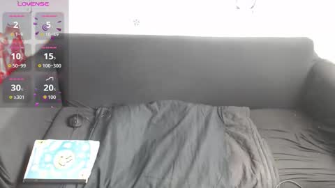 LAURA online show from November 27, 5:04 pm