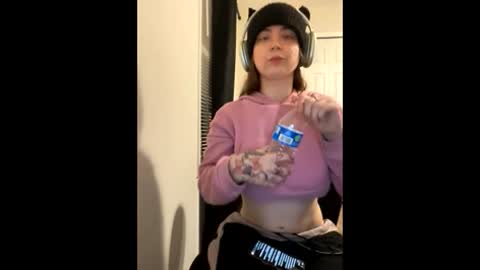 roseyla1 online show from February 8, 2:59 am