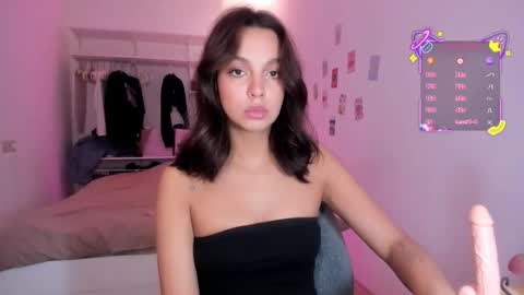 Roshelle online show from September 13, 3:17 am