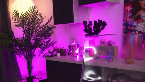 Amii online show from January 8, 1:42 am