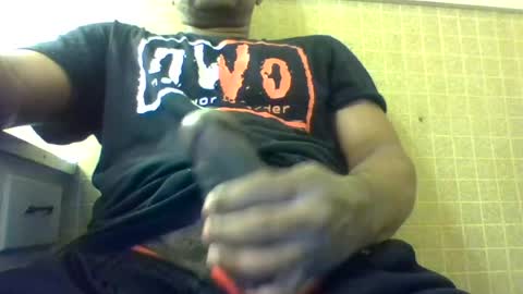 Snapshot of roshun69 chatting on June 17, 6:05 am Roshun Haynes online show from June 17, 6:05 am