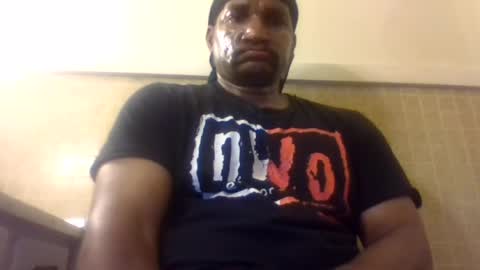 Snapshot of roshun69 chatting on August 8, 11:28 pm Roshun Haynes online show from August 8, 11:28 pm