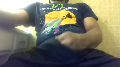 Snapshot of roshun69 chatting on August 10, 6:17 am Roshun Haynes online show from August 10, 6:17 am
