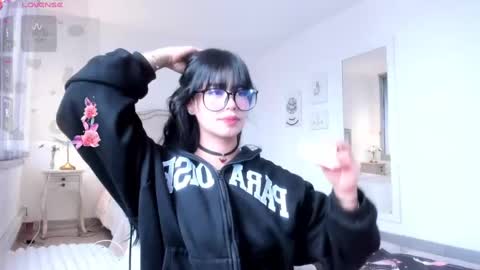 Snapshot of rosie_se chatting on September 12, 5:35 pm Rosieeee online show from September 12, 5:35 pm