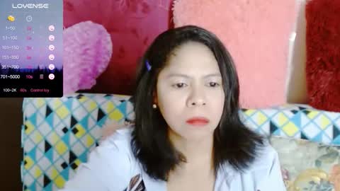 Snapshot of rositaredred chatting on January 12, 5:56 am ROSE online show from January 12, 5:56 am