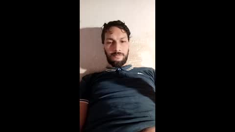 Snapshot of roskof69 chatting on November 8, 3:39 am Ribuu online show from November 8, 3:39 am