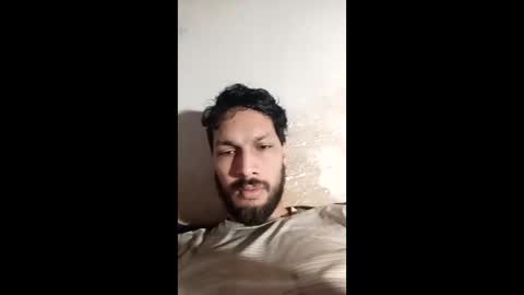 Snapshot of roskof69 chatting on November 10, 1:26 am Ribuu online show from November 10, 1:26 am