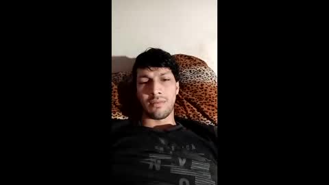 Snapshot of roskof69 chatting on November 27, 9:22 am Ribuu online show from November 27, 9:22 am