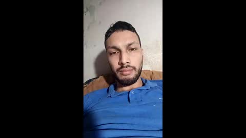 Snapshot of roskof69 chatting on December 15, 8:13 pm Ribuu online show from December 15, 8:13 pm