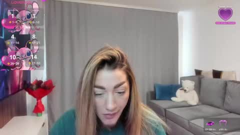 Snapshot of rossana_doll chatting on April 30, 10:21 am Rossa online show from April 30, 10:21 am