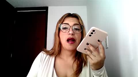Snapshot of rossanalionheart chatting on June 11, 12:14 pm Rossana online show from June 11, 12:14 pm