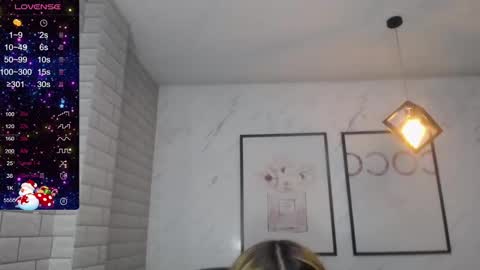 Snapshot of rosse_jeane_v chatting on January 2, 8:02 pm rosse jeane v online show from January 2, 8:02 pm