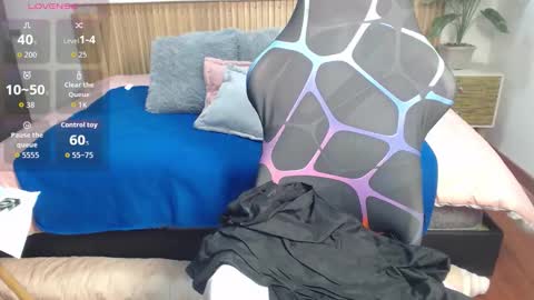 MY NAME IS  ROSSE  online show from October 26, 3:40 pm