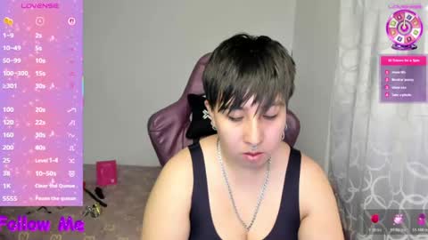 ROSSE DEMOND  online show from June 23, 1:03 am