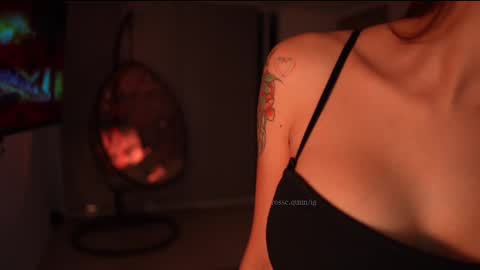 Rossey online show from February 24, 1:35 am