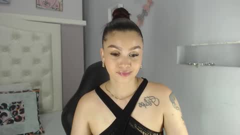 Snapshot of rossi_baker chatting on November 12, 5:35 pm Rossi online show from November 12, 5:35 pm